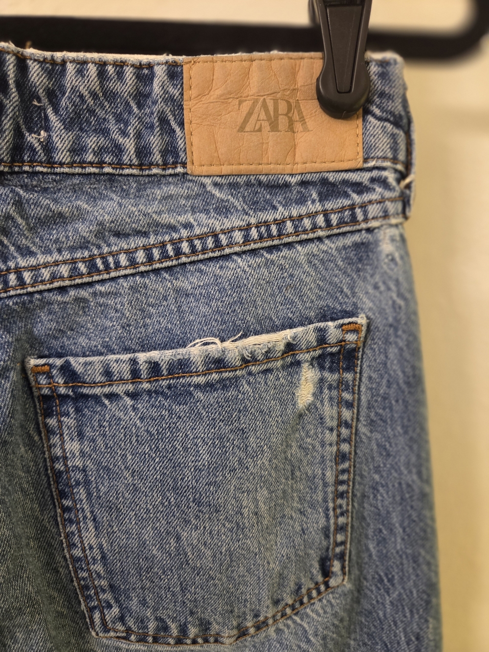 Zara Vintage Wear Blue Straight-Leg Jeans - Picture 5 of 7